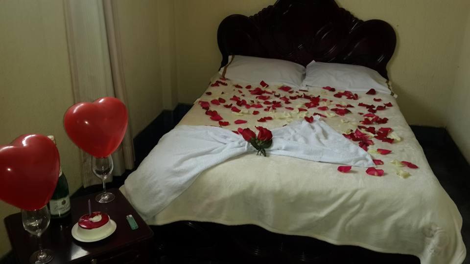 Hostal Lesly Salome Tulcán Zewnętrze zdjęcie
